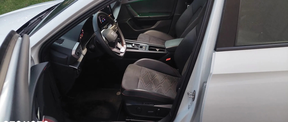 Seat Leon cena 106000 przebieg: 21000, rok produkcji 2020 z Grudziądz małe 191
